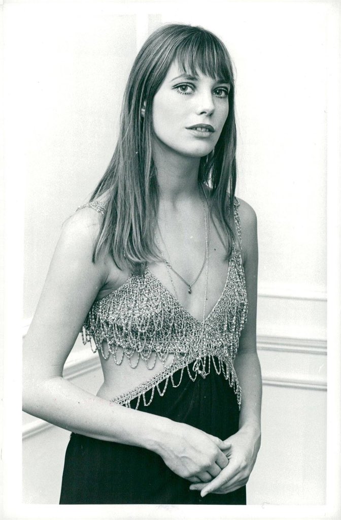 Happy birthday Jane Birkin.

Here at the London premiere of Wonderwall, 1969. 