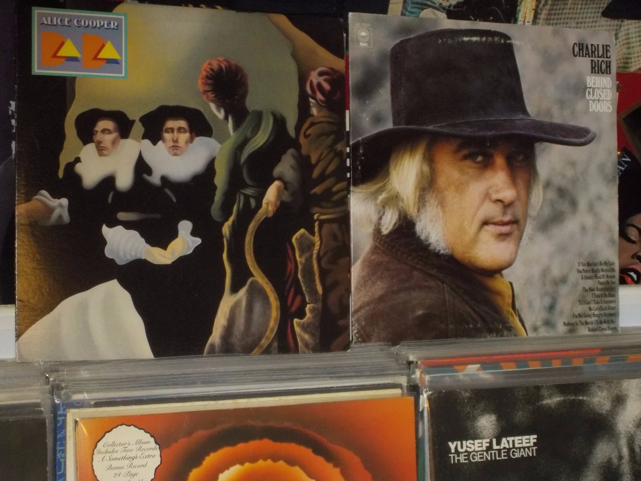 Happy Birthday to the late guitarist Dick Wagner (Alice Cooper/Lou Reed) & the late Charlie Rich 
