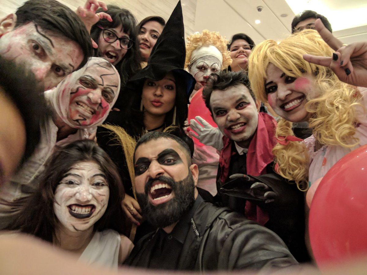 KalyanikPatra's tweet photo. And we did it in styleeeee😀🤩😀🎉🎉🎉🎊🎊🍾🍾 #SGGSC  #MITS  #MITSav https://t.co/vCPsku02yN