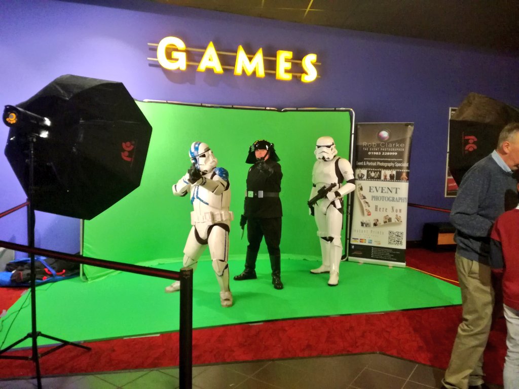 WightFibre's tweet photo. Crowds have flocked to @cineworld for our Charity Premiere of Star Wars: #TheLastJedi in aid of @uksasailing ! The Dark Lord himself is here and anticipation is building for the screening which will begin shortly after Rex Gully hosts the charity auction...
#FastestIW https://t.co/5JbiRyOp03