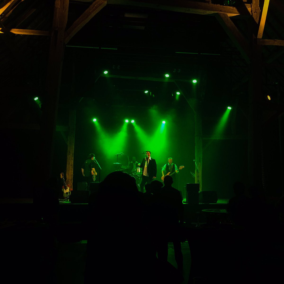 Le bde est présent avec <a href="/van_bellegem/">Sébastien Van Bellegem</a> au concert de noel de la faculté. Une occasion pour remercier tous nos professeurs et le personnel de la fac pour leur travail durant l année ☺️🍾
