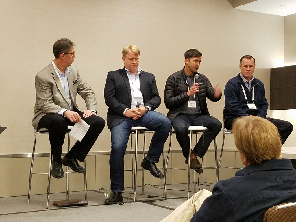 WesternGrowers's tweet photo. #OGS2017 in full swing! WG hosting panel on clean & renewable #technology. Great insight from @ltaEnergy @SPLPowerGrow #BoostBiomes #agtech https://t.co/J3hY3PdnLU