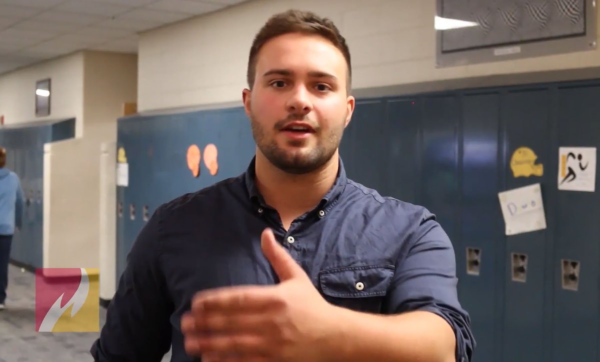 FerrisState's tweet photo. .@FerrisCAS' Nick Halm, a soon-to-be alumnus (@FerrisAlumni), talks about his well-rounded Ferris experience as he looks ahead to graduating on Saturday, Dec. 16. #FERR1S #FerrisGrad2017 #BulldogForLife
Click the video link: https://t.co/Sl5IQkNfv7 https://t.co/T44z3Fdb1T