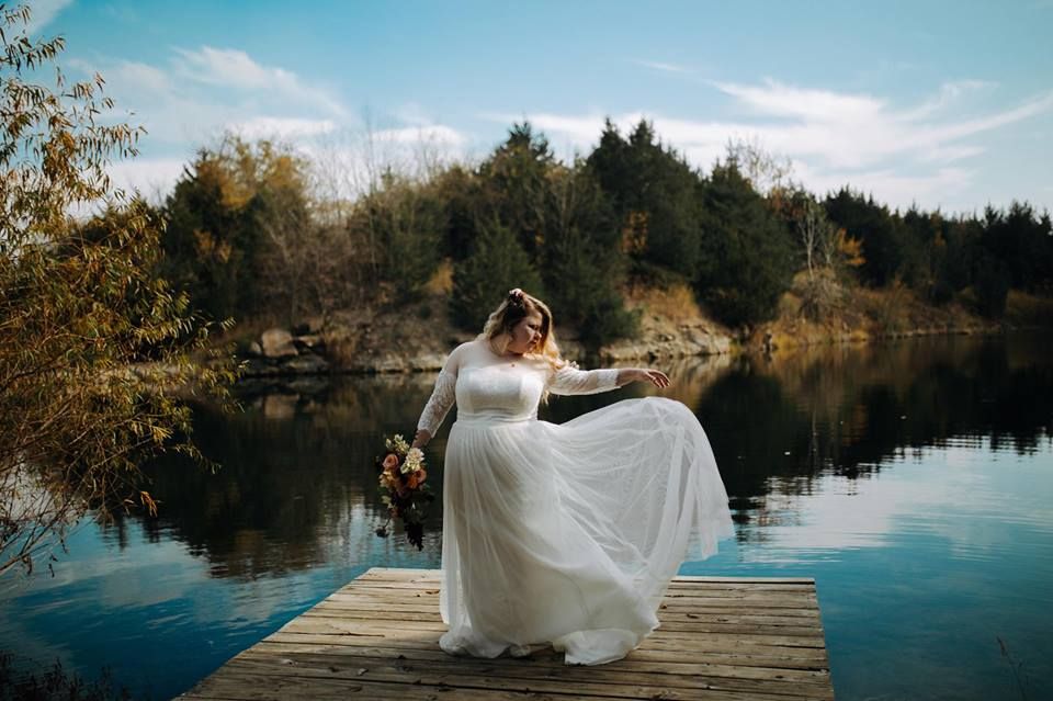 MeadowlakeRanch's tweet photo. Obsessed with this picture!
.
.
.
#bride #lakeview #beautiful #wedding #Tulsa #Tulsaweddingvenue #lakes #meadows #rustic #engagement #season #Meadowlakeranch
PC: shila pratt photography https://t.co/ZmeDGFw5z5
