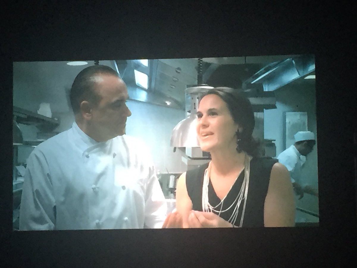 carolinegomes67's tweet photo. Jean-Georges Vongeritchen reçoit ce soir le prix du rayonnement de l’Eurométropole de @Strasbourg @jeangeorges #NY #HauteGastronomie #TropheeExport @ccialsace @europtimist_eu 😋
https://t.co/bEVdcjz5Gz https://t.co/ZzYLdNPNMM