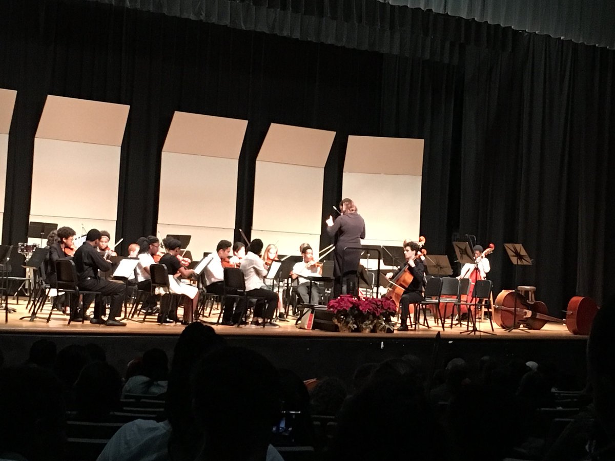 Cedarberry12's tweet photo. CME in concert! https://t.co/3jlRfZNyuw
