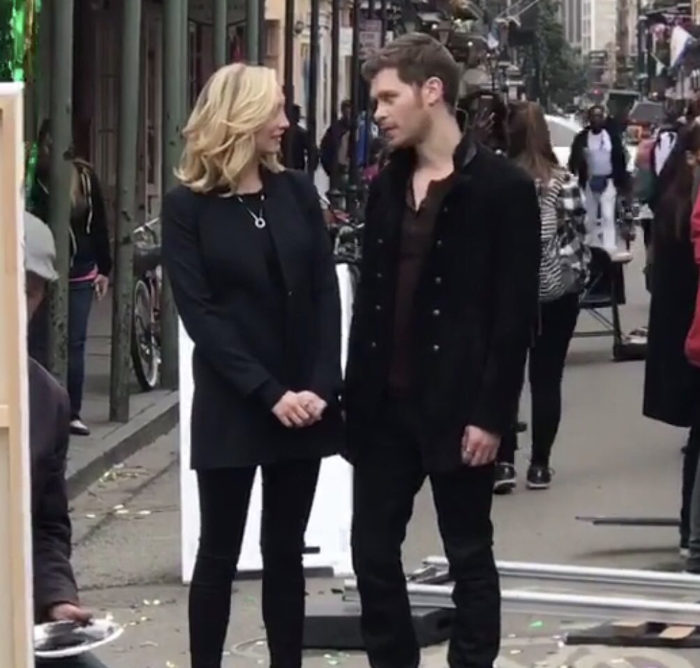 klarocult's tweet photo. TWITTER WON.
#Klaroline https://t.co/77t0rSf3Xc