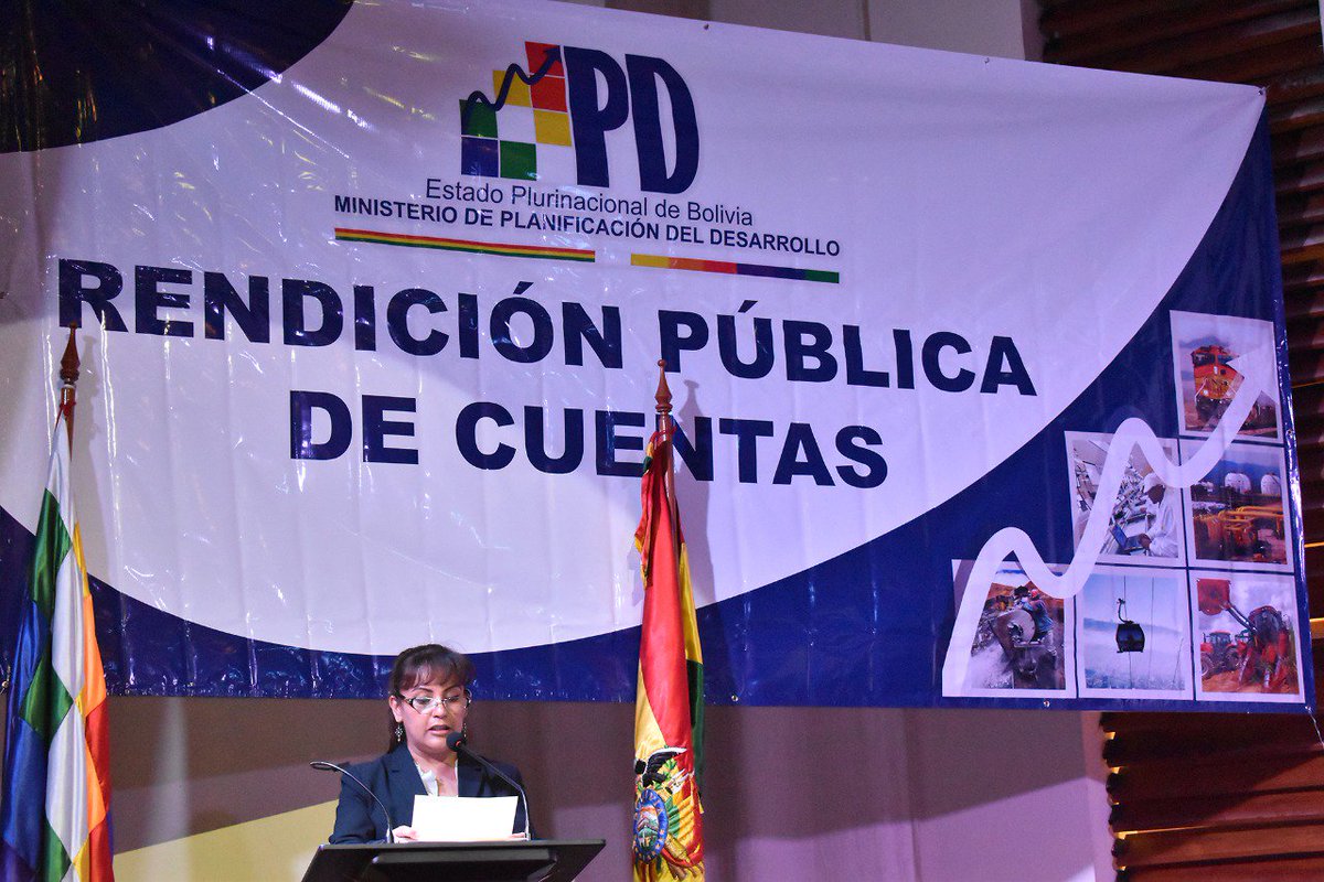 INE_Bolivia's tweet photo. Gracias por ser parte de la Rendición Pública de Cuentas #RPC2017 del @minplanifica
----> https://t.co/dp4Q66Wq23 https://t.co/zw9EmMpxb8