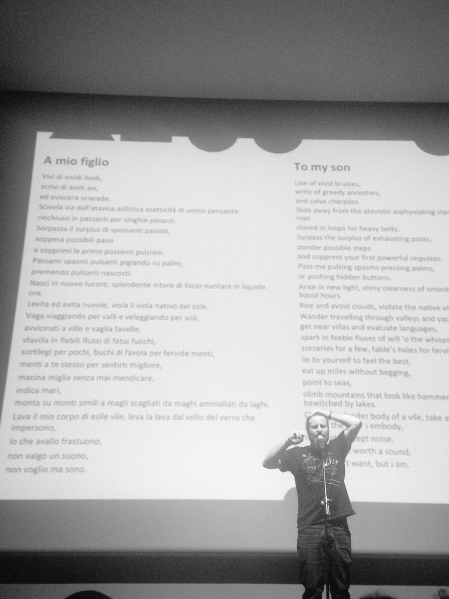 GiuliaSaya's tweet photo. #poetryslam #Venezia #Internationalpoetryslam https://t.co/jz4rO1wNiU