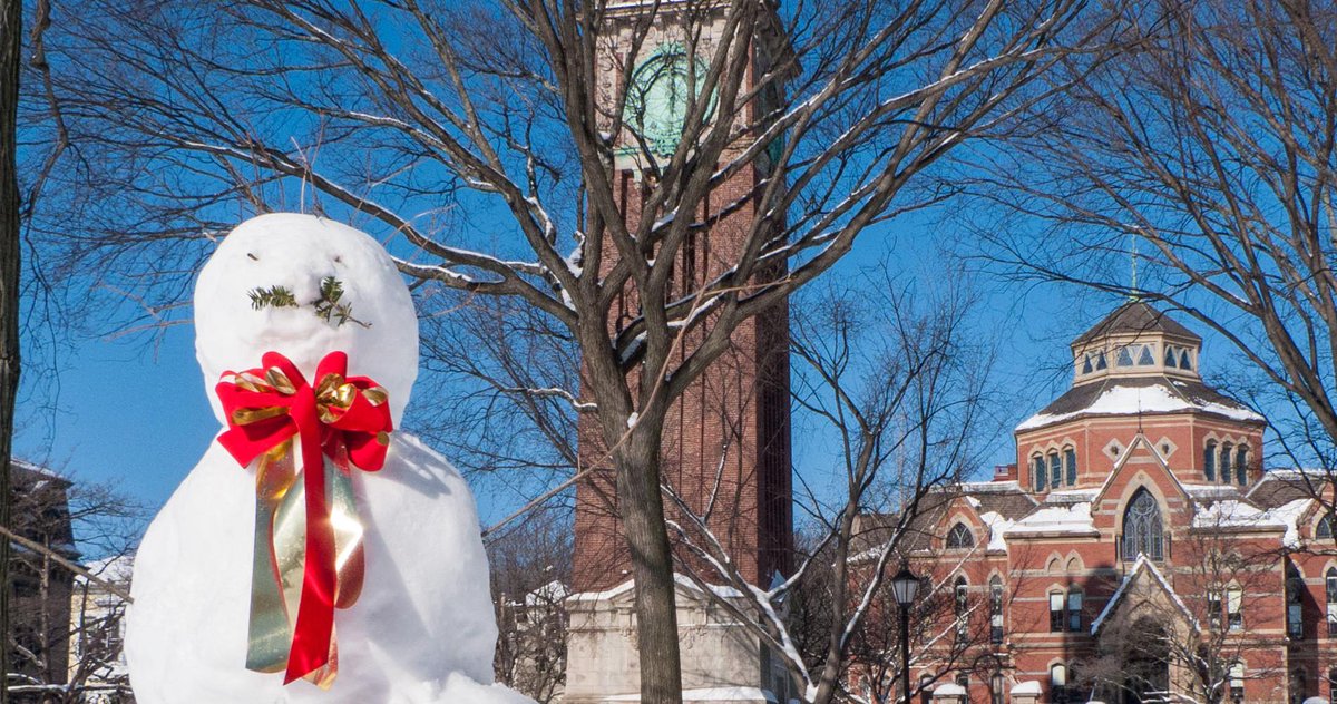 Put a bow on it: Five meaningful holiday gift ideas that also enrich the lives of Brown alumni.  - sot.ag/75ncx