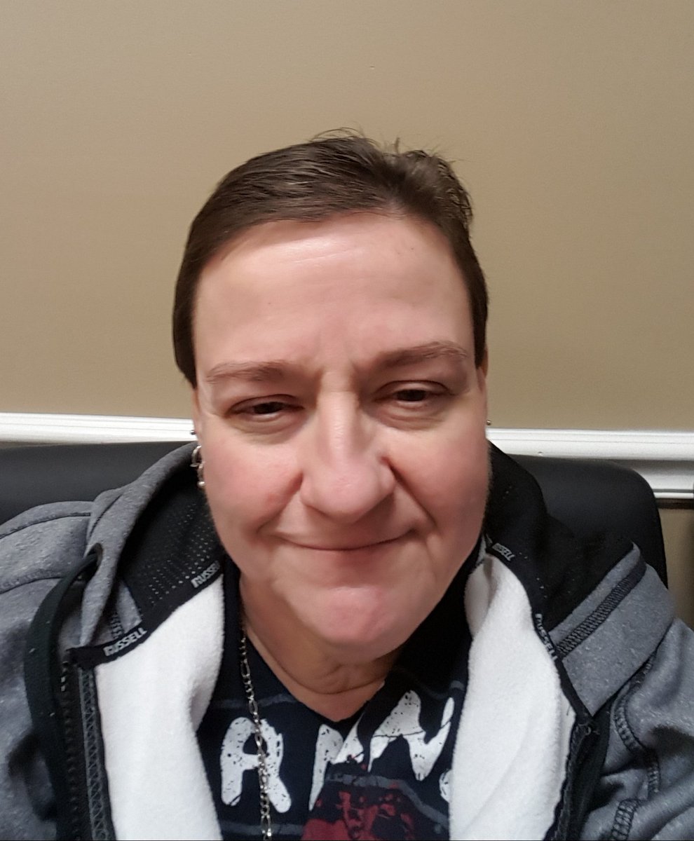 RainSparksWV's tweet photo. Why do men in the workplace dislike heat?? The doc and male nurse here where my sis had an appointment have no heat on. I am freaking freezing!!! #itscoldoutside #itscoldinside https://t.co/INBcKhGTiH
