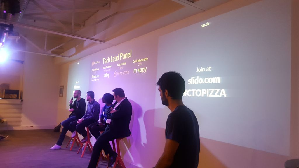 NUMAparis's tweet photo. Dernière ligne droite avant les pizzas avec un panel d'entreprises différentes @Mappy @drivy @sensiolabs @TracktorFr  avec quelques questions sur la perception de l'équipe Tech dans l'entreprise #CTOPizza #tech #CTO https://t.co/pHFkCGw9Cu