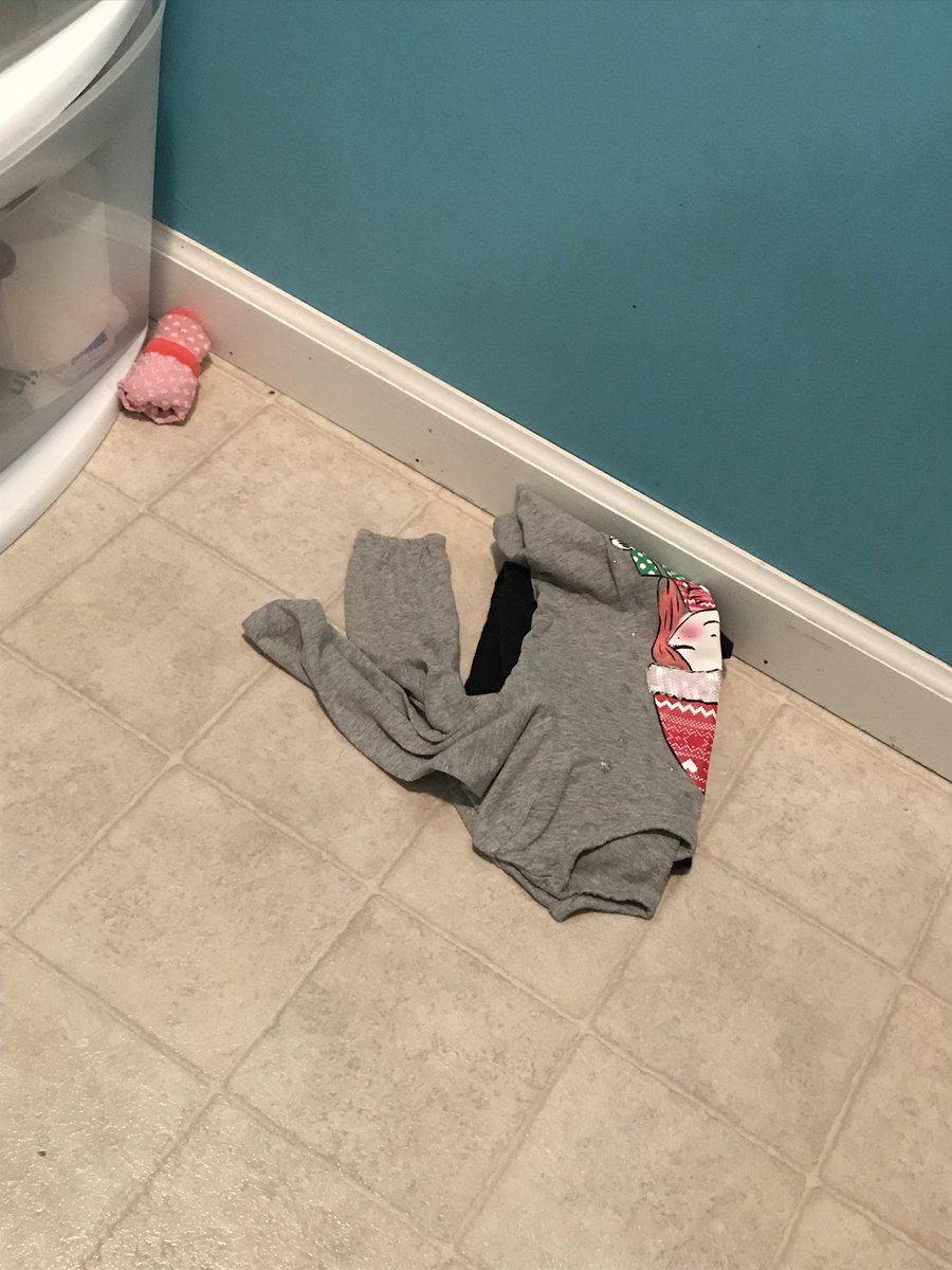 JoyHarris2021's tweet image. When your bosses almost 4 yr old daughter never got dressed for the day because her mom didn’t make her doing it before she opened up the daycare....this is THE LAZIEST LADY AND MOM IVE EVER SEEN!!! 😳😡 #responsibility #routineiskey #shesnotgoingtobereadyforkindergarten