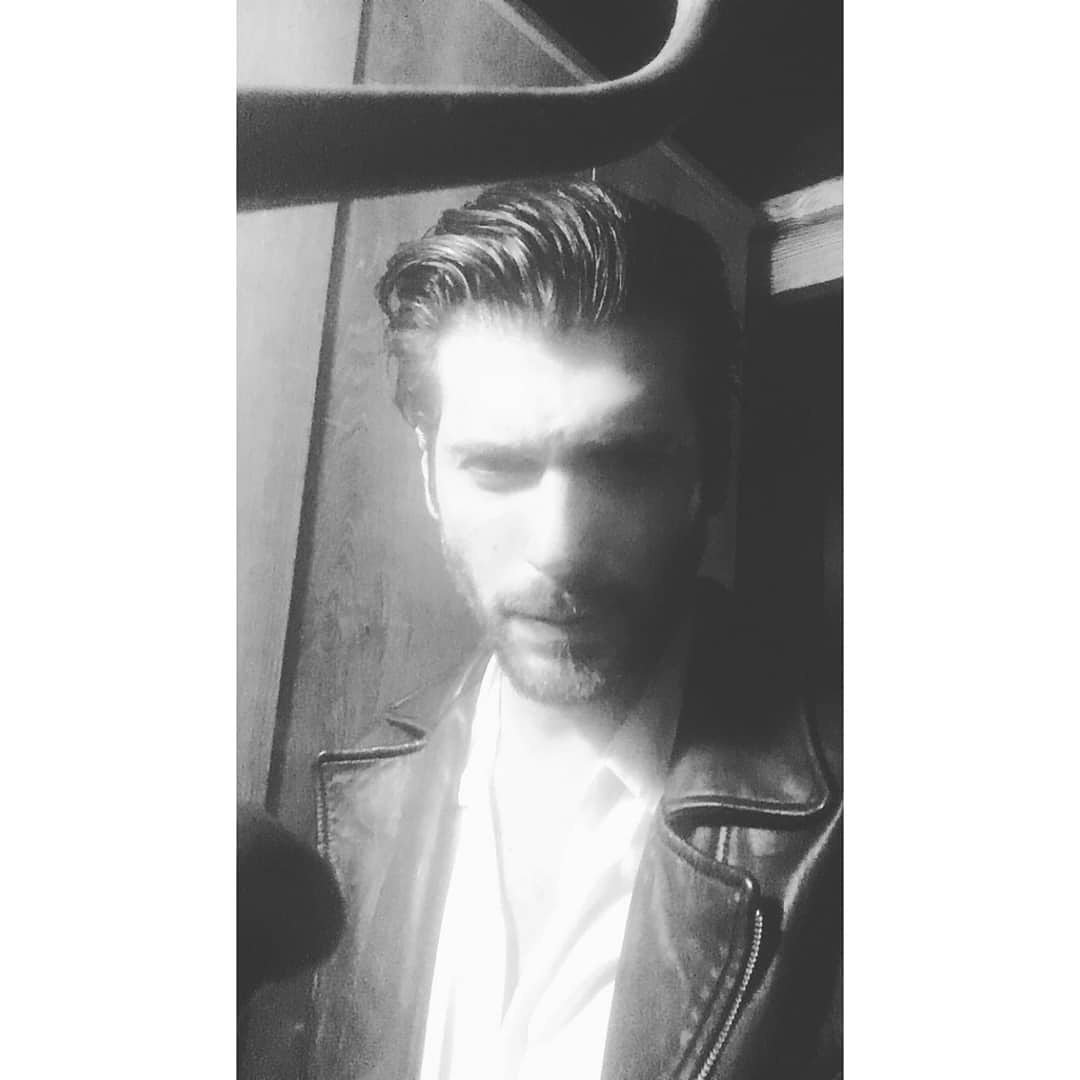darlingyaman's tweet photo. BU KADAR DA KUSURSUZ OLUNMAZ https://t.co/cqZy7UW8nr