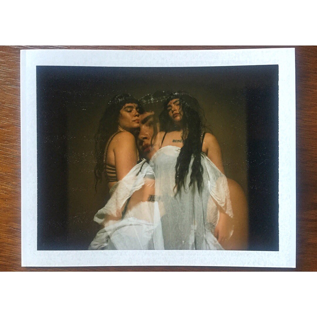 TheoJemison's tweet photo. studio sessions w/ @AZVL_AZVL #fuji100c #DeadStockFilm #AZUL #LikeBlue https://t.co/M7iPbpfTKT