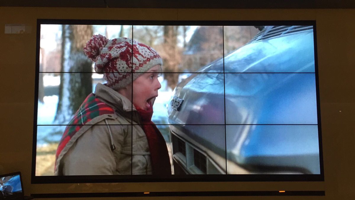 Feeling v christmassy watching Home Alone at the office! #keepthechangeyafilthyanimal