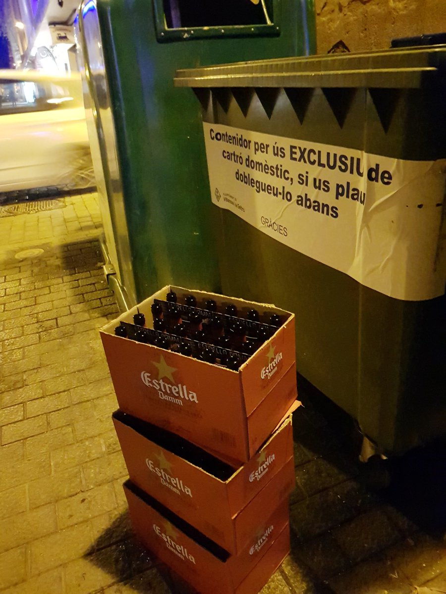 1VilanovaNeta1's tweet image. Sense paraules @ajuntamentvng @viucomerc @LaFonaBlog @EstrellaDammEs