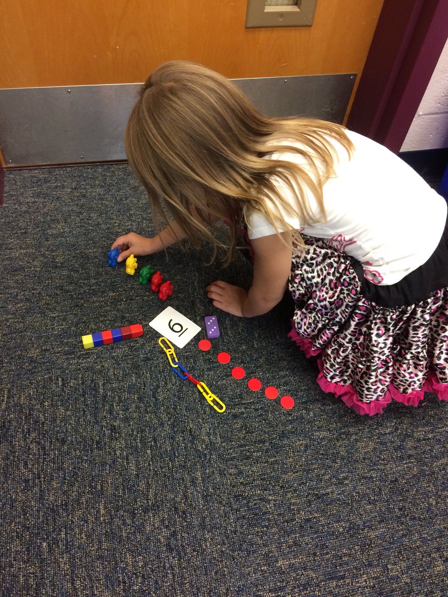 Kindergarten Ss representing numbers different ways. #TigerStrong #TwitterWar <a href="/Tabschools/">Tabernacle Schools</a>