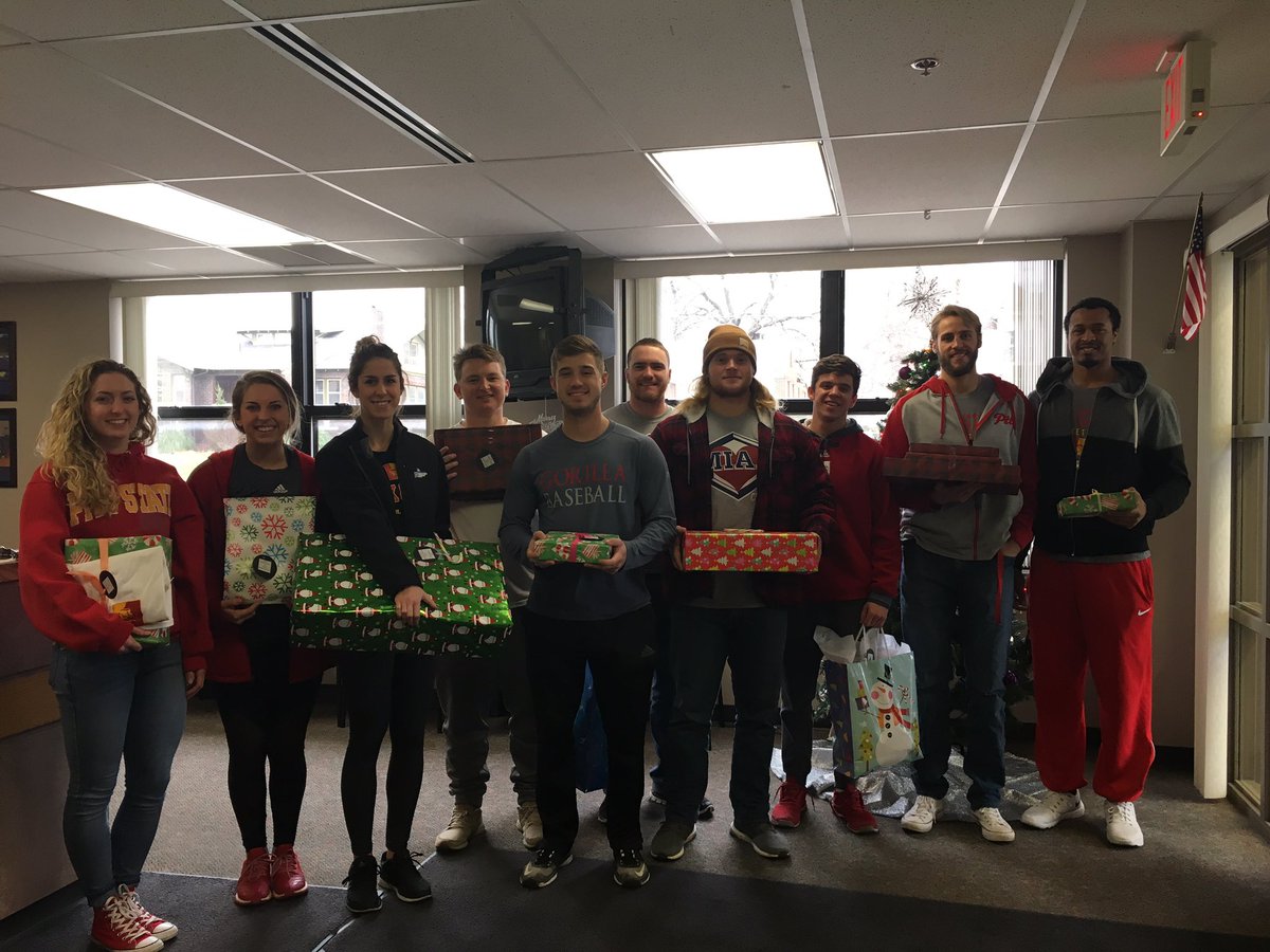 PittStSAAC's tweet photo. SAAC wrapped up finals week by delivering gifts to the local community! What a great semester it has been! #WeCare https://t.co/mjA3CoF3YD