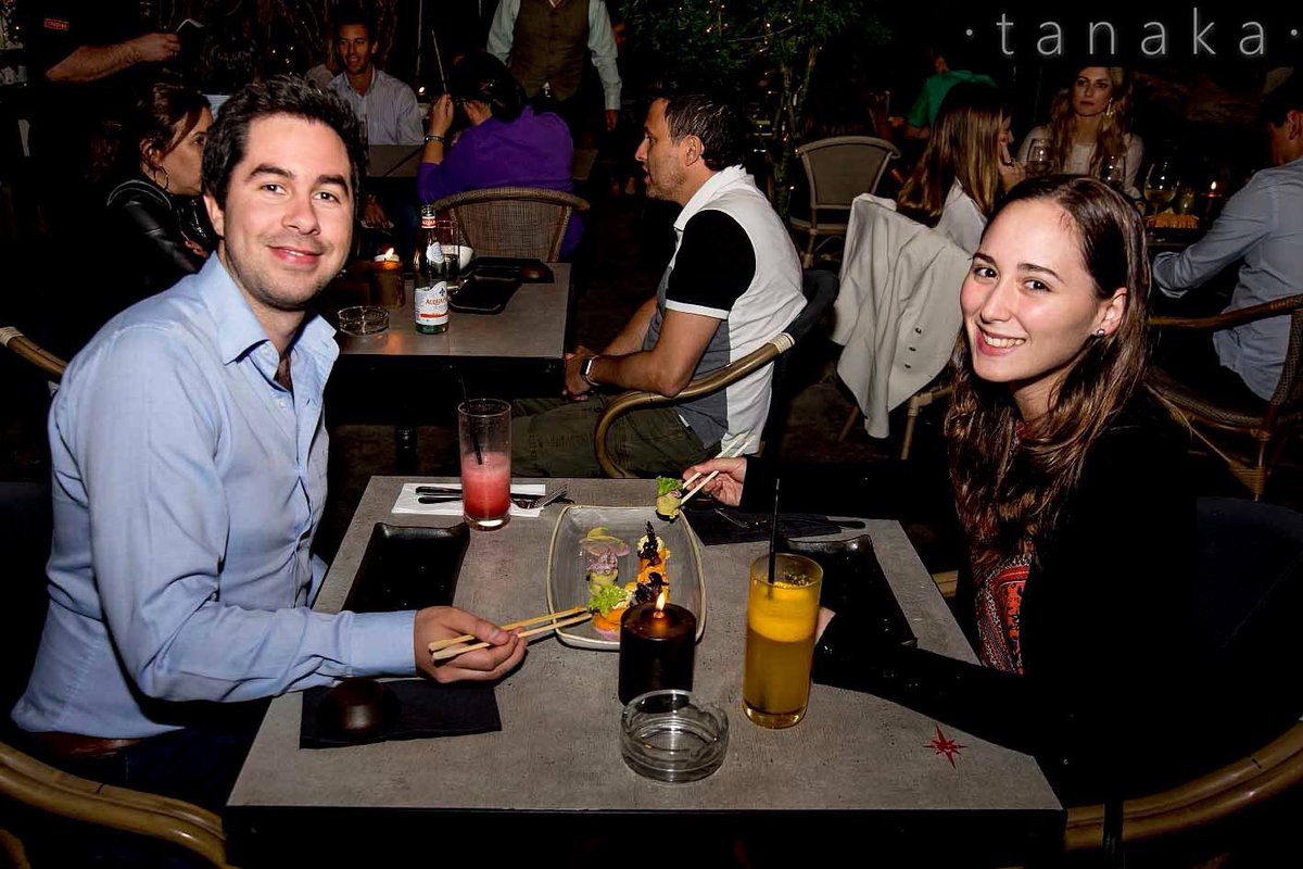 TanakaFusion's tweet photo. Y tú, ¿vienes al #sunset de hoy en nuestra terraza?

#SocialesTanaka #Sociales #People #Nikkei #Gastronomía #Lifestyle https://t.co/tLrgtoz2K7
