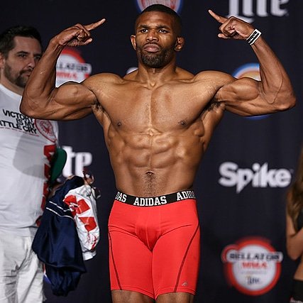 gjsvictorymma's tweet photo. #TBT March 3, 2016 @BellatorMMA 

I don't think I will ever see 170lbs again and I am thankful for that. I'm getting too old for that!
#VictoryMMA
#HustleHardBoxing
https://t.co/J3oC9MeZSC https://t.co/icNgSBlEpk