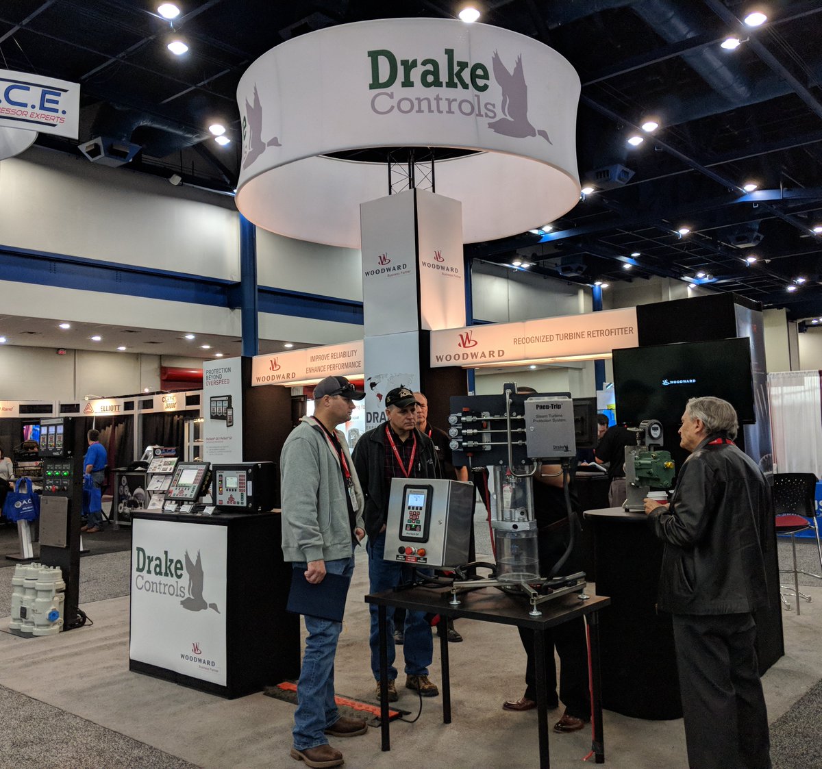 Drake_Controls's tweet photo. Thank you to everyone who visited, organized, set up, cleaned up or were otherwise involved in the success of the 46th Turbomachinery &amp; 33rd Pump Symposia, hosted by @TurboLabTEES . We hope you have a very Merry Christmas, and we'll see you next year! https://t.co/xbvhA2ciQm