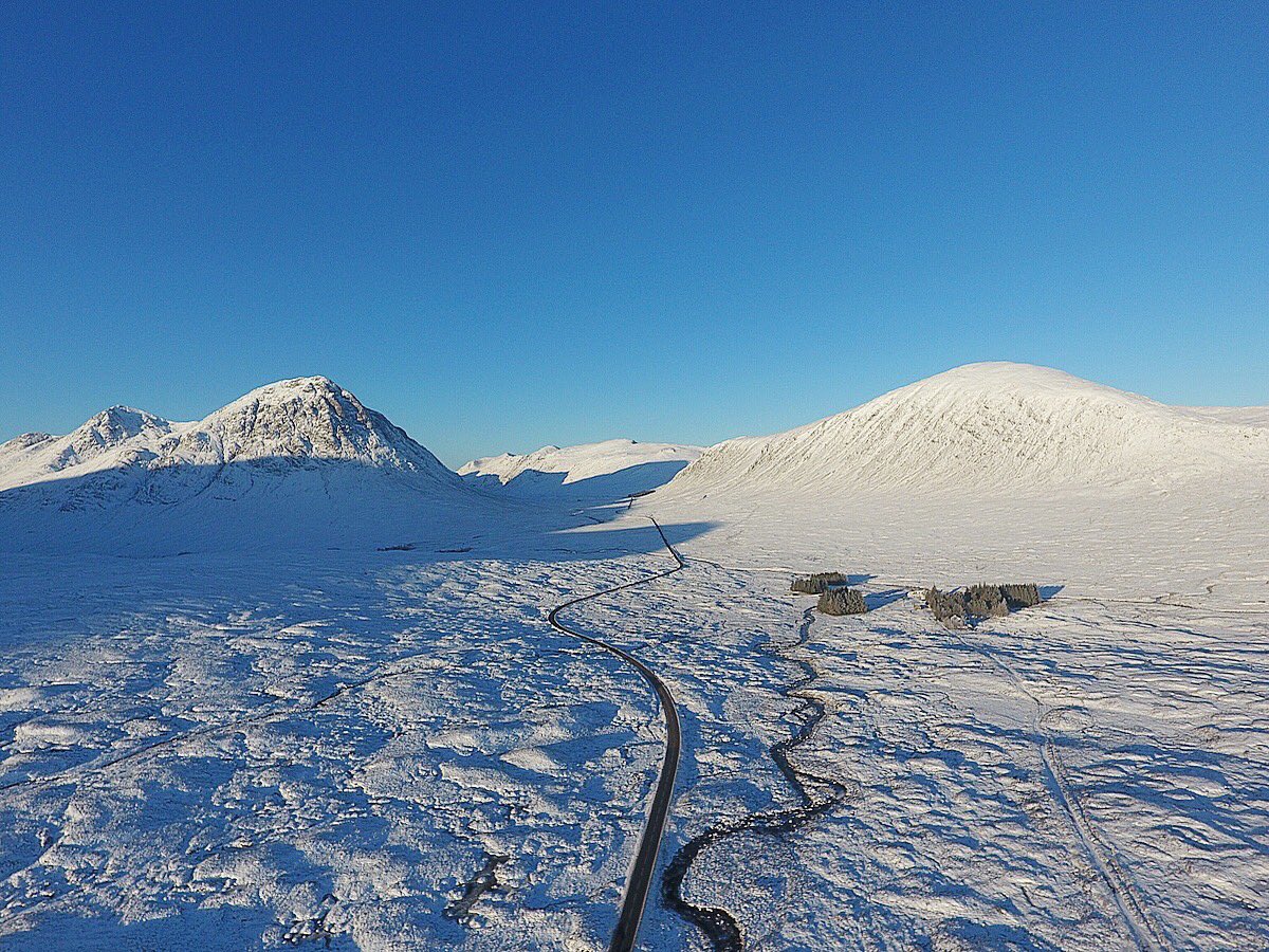 csa_adventure's tweet photo. A few shots of Rannoch Moor &amp; Buachaille Etive Mor taken with my DJI Phantom 4 drone 10/12/17 #drone #dji #scotland @VisitScotland @dji https://t.co/nuafRYTc0X
