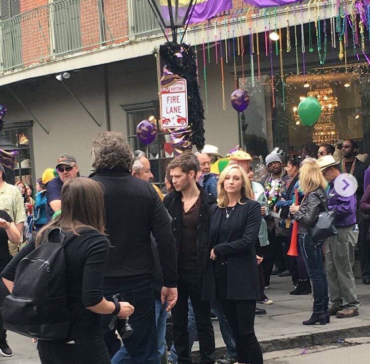 mobprincess2714's tweet photo. LMAOOOOOOOOOOO Joseph and Candice look like they rather be anywhere but there. That's the looks of complete contempt, boredom &amp; disinterest. Can't believe people stan for this. These are the faces I make at work 😂😂😂#TheOriginals https://t.co/vQv0HnH6WL
