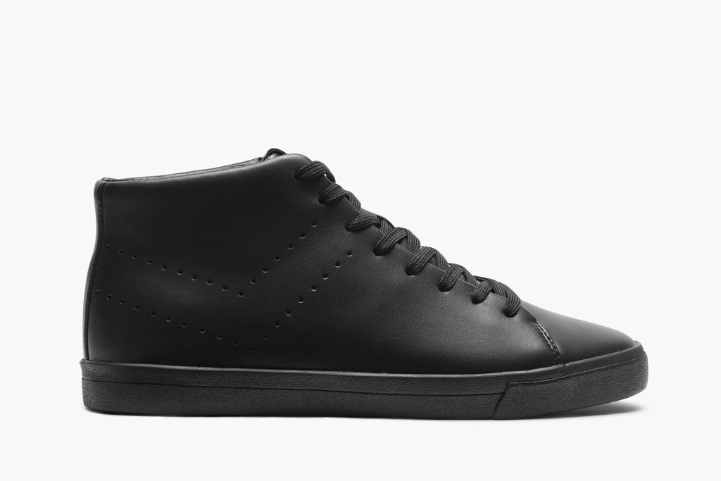 PONYbrand's tweet photo. All black everything 🖤
The Topstar Lux, available now at https://t.co/tcqcXcjHbg!  💻
Shop now here: https://t.co/iwM3KwpNic https://t.co/lYcO0ZdDxa