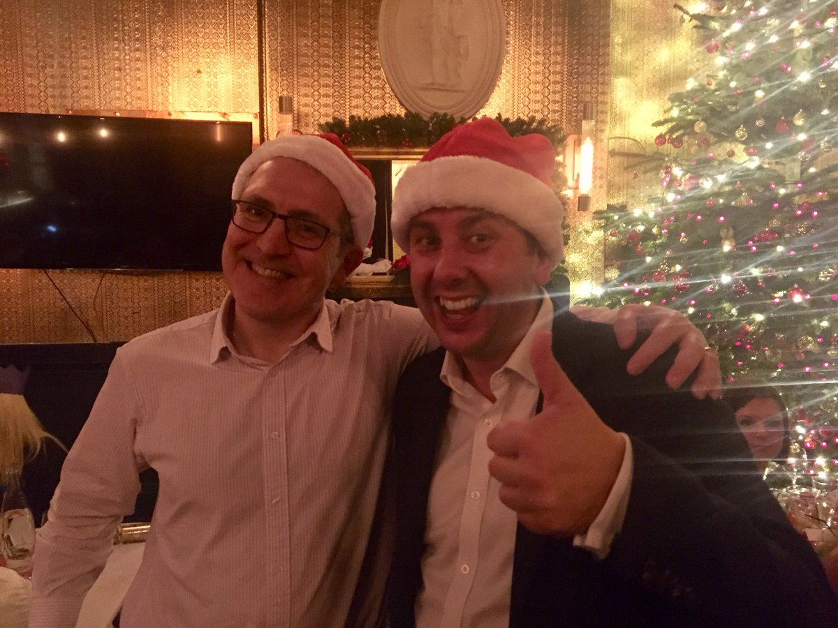 ICE Disputes London Christmas Party with our cheery festive hosts <a href="/adrianjbell/">Adrian Bell</a> and Steven Williams...bring on the karaoke! 🎄