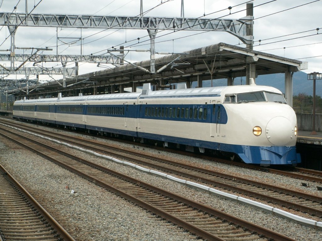 Introducing the New Tokaido Line DRCOtYyVAAA2 G2 - Introducing the New Tokaido Line