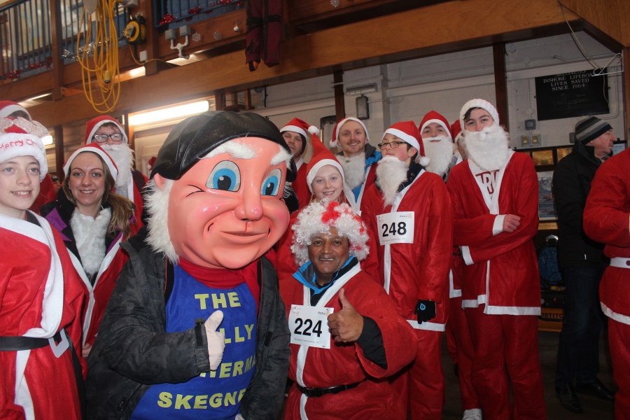 WainfleetTown's tweet photo. Skegness Santa Fun Run:
https://t.co/jnF1siXGMV https://t.co/46hsaemFar