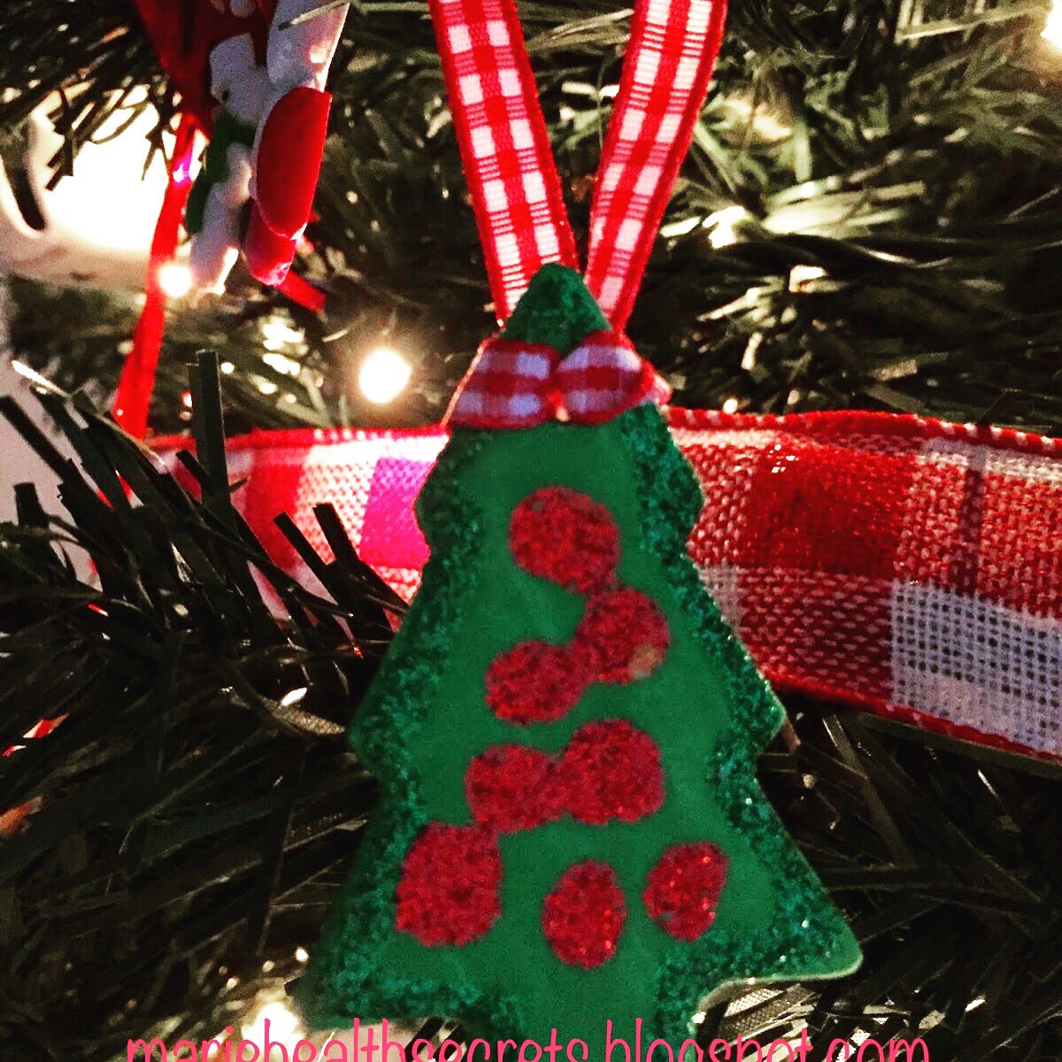 HealthMarie's tweet photo. #ChristmasDecorations #ChristmasTree #mariehealthsecrets https://t.co/OjlAhuuvMb