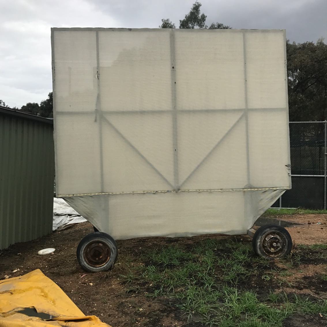 Sporting_N_Aus's tweet image. splendid #cricket #sightscreen at #tallangatta #sportsground #oneofakind #madetoorder #vintage #slowcricket #sportingnation #tastefulsportingart