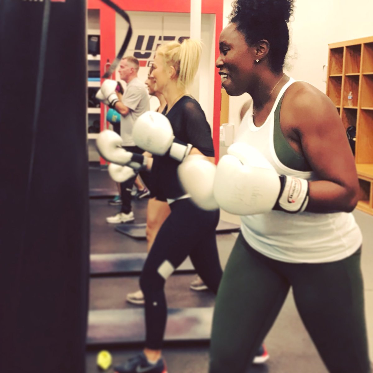 Give us a 😀 if hitting stuff makes you happy! (May not make our problems go away but we sure feel a helluva lot better after. 👊🤗)
.
.
#holidaystressrelief #punchitout #feelgreat #fitlife #sweatforit #lovinglife #ufcgym #traindifferent #weareufcgym