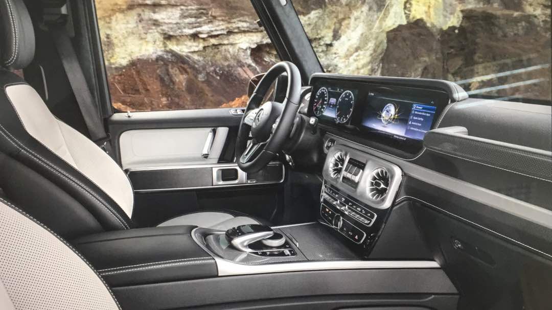 GLoungeMBNG's tweet photo. Sneak preview of the new G-Class interior. The first 2018 G-Wagon will presented to #GLounge members first. https://t.co/Ei3YHaWPMQ
