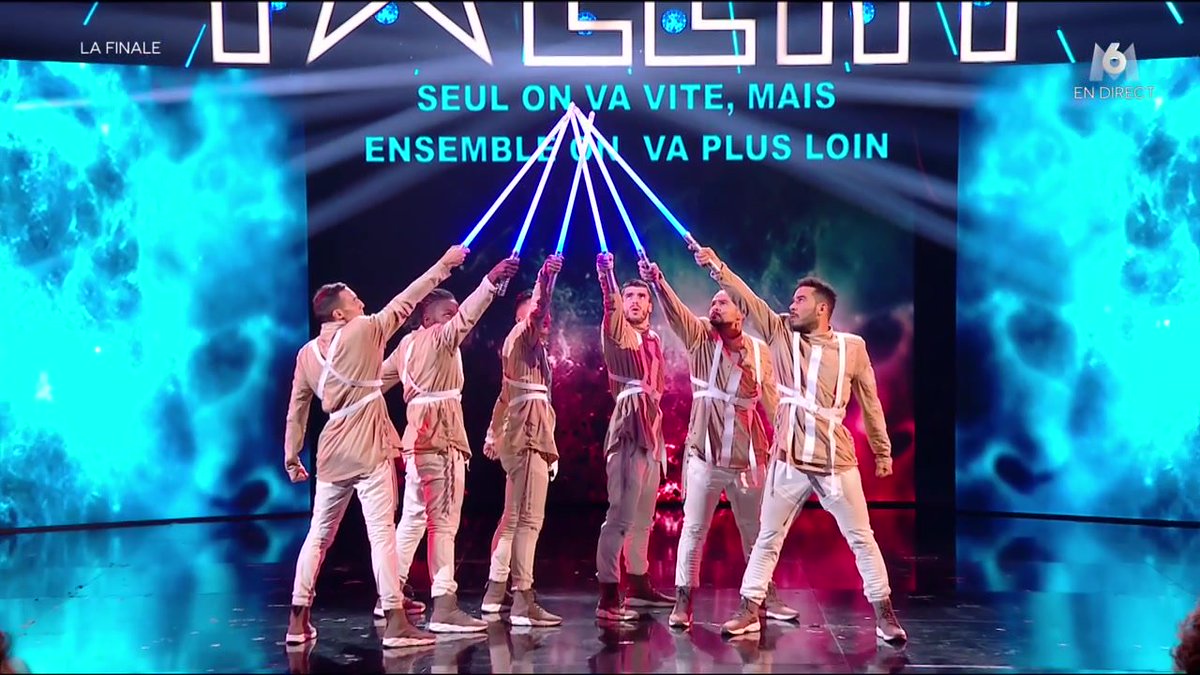 LFAUIT's tweet photo. La troupe All in dance crew dynamite la scène de #LFAUIT
Pour la soutenir, envoyez 5 par SMS au 71600 (0,75€ + prix SMS) ou Appelez le 3660 (service 0,99€/appel + prix appel) https://t.co/PtPqqAQYfg