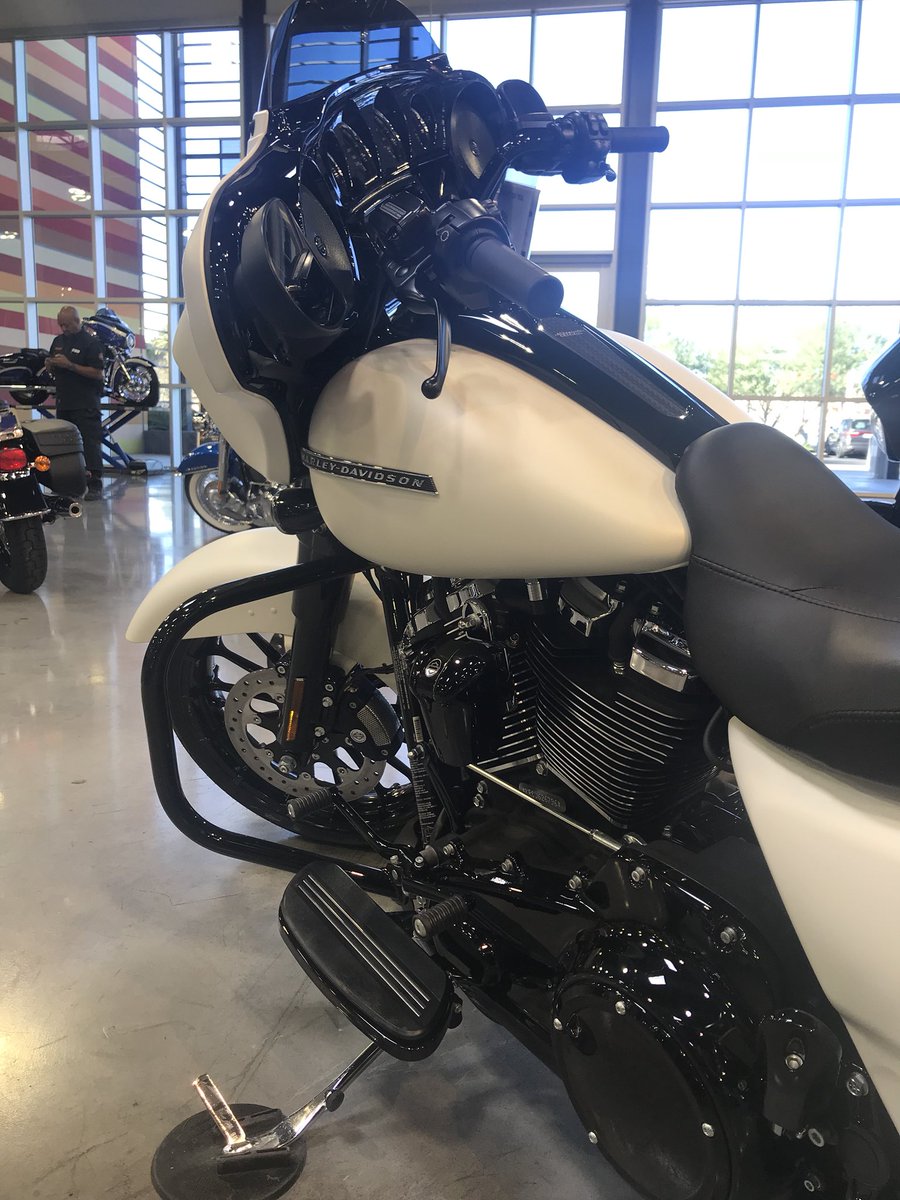 2018 street glide special bonneville salt denim