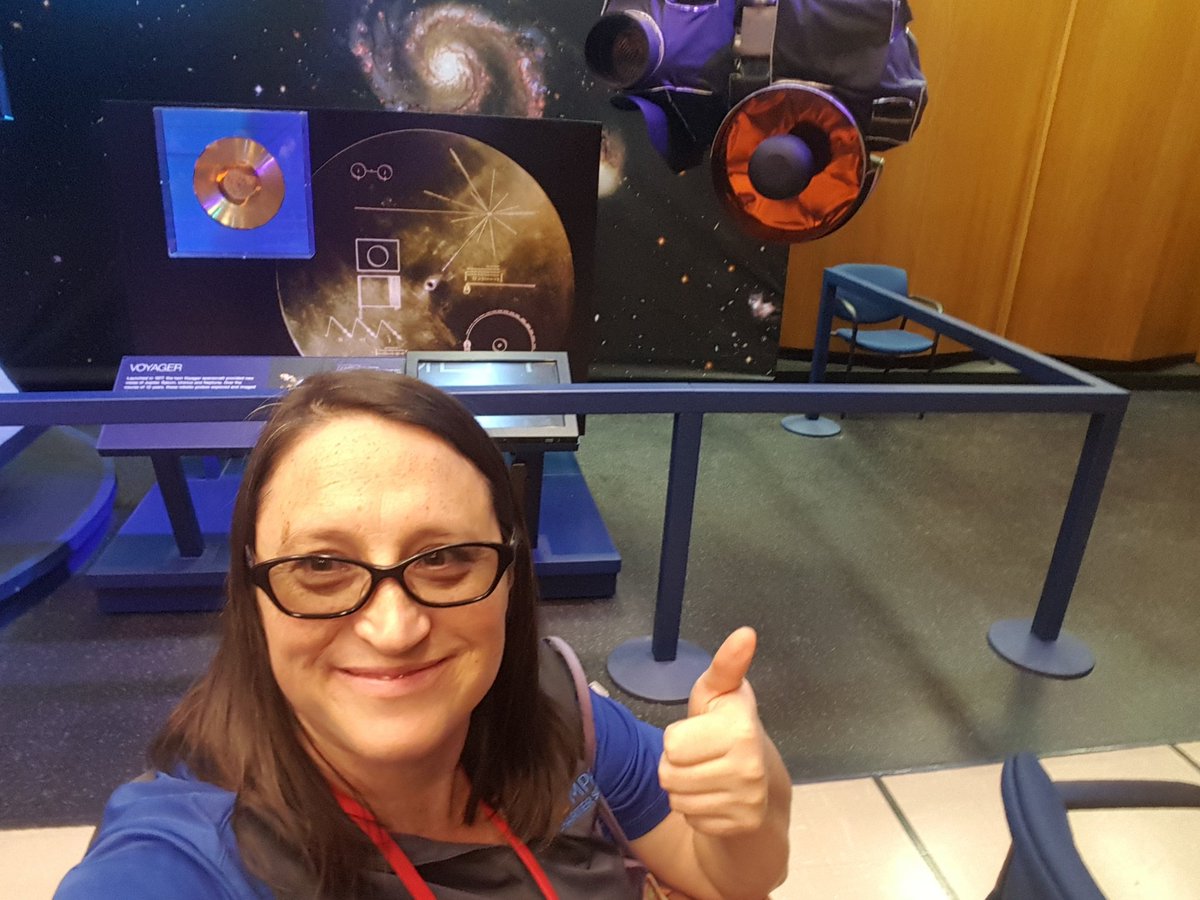 ccsMsRoss's tweet photo. Science! #CCSFieldTrip https://t.co/UZ7TOWfBKw