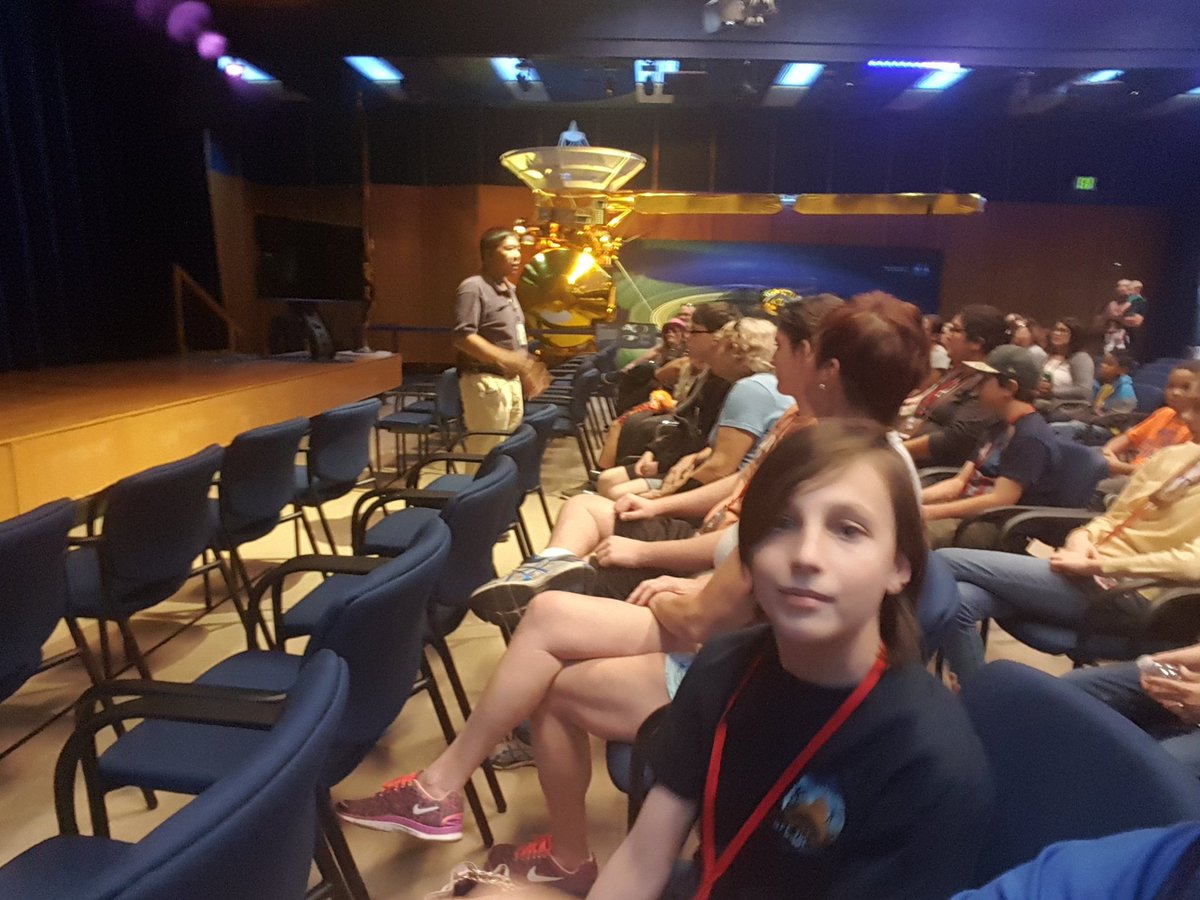 ccsMsRoss's tweet photo. JPL Space talk #CCSFieldTrip https://t.co/6tnuh7KnAw