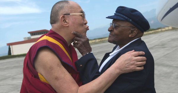The dear friendship of The Dalai Lama and Archbishop Desmond Tutu, two of the world’s best-known spiritual leaders. buff.ly/2BdVetU