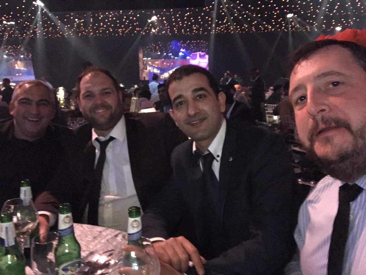 freddup's tweet photo. Merry Xmas from @Sidetrade #table52 #bringyourbeers #besmart https://t.co/rG95ktJyBX