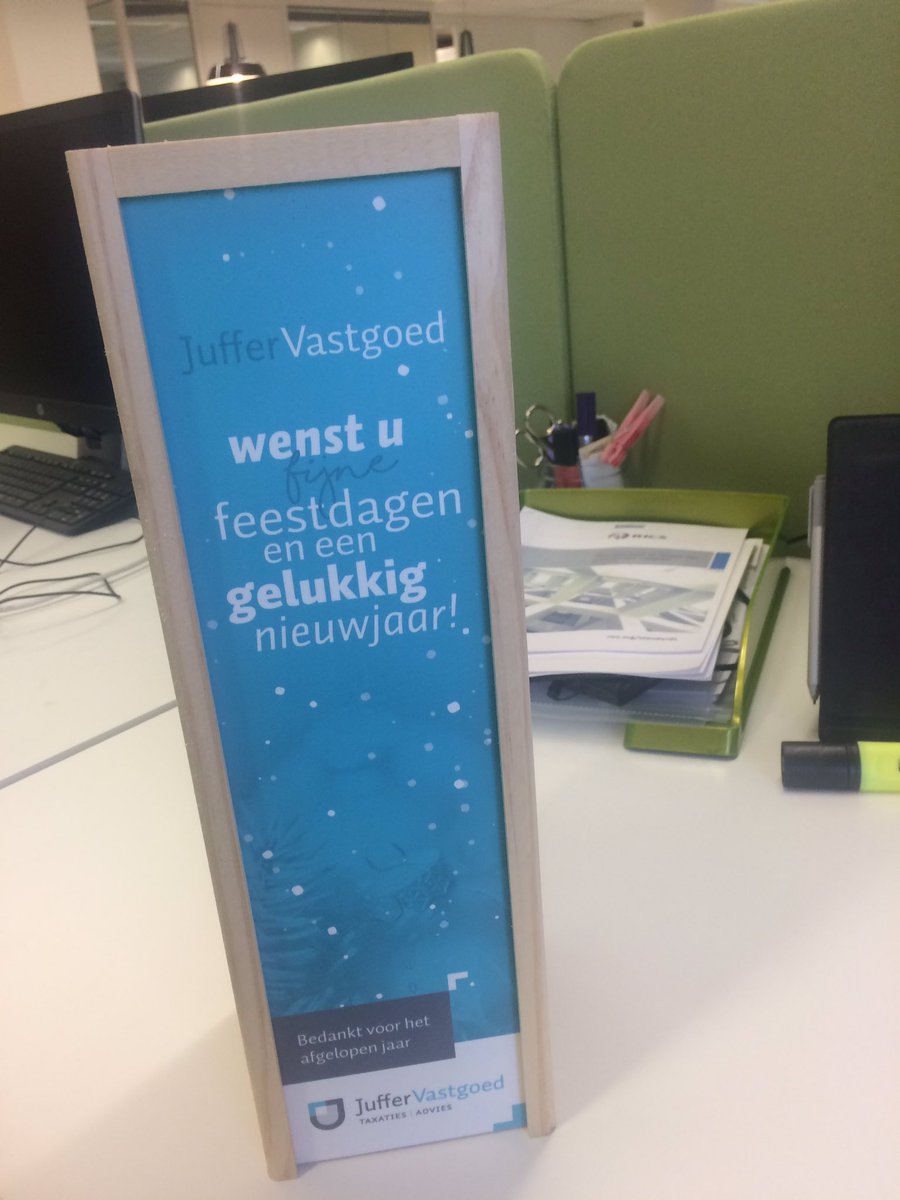 Bedankt <a href="/TaxatiesZorg/">TIZV</a>, die fles komt wel op! #kerstgroet #relatiegeschenk #lekkerwijntje