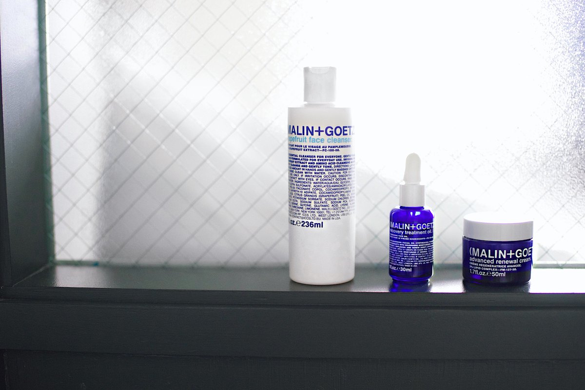 new skincare, who dis? upgrade your skincare routine in 2018 with our #simpleskincaresolutions. shop now: bit.ly/2o2Yqkj