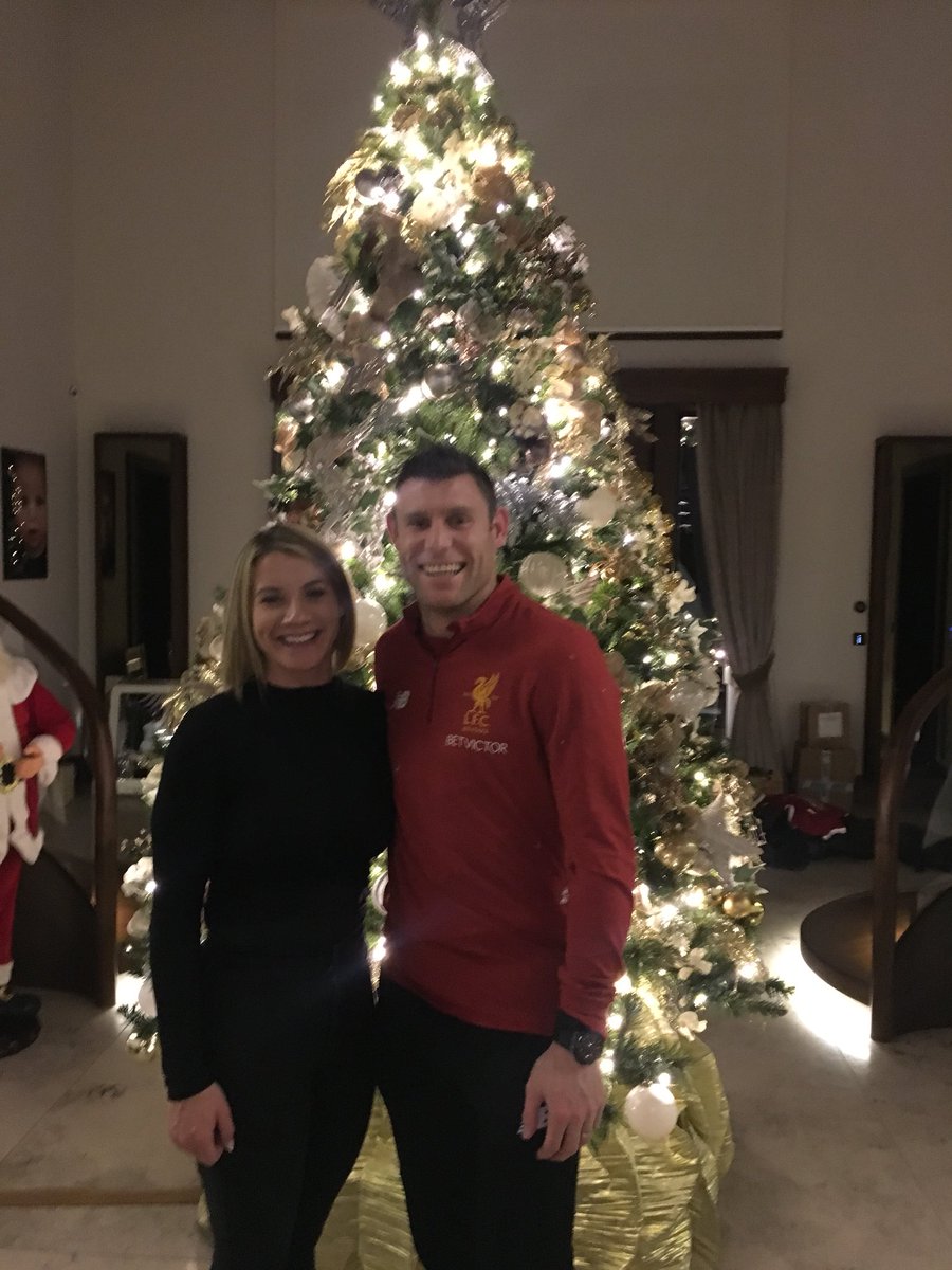 JM7Foundation's tweet photo. James and Amy are proud to be supporting @NSPCC Light up Christmas for Children campaign. Get your π pin badges from today! #Lightson #OXSTLightson https://t.co/ddXazOA0GD