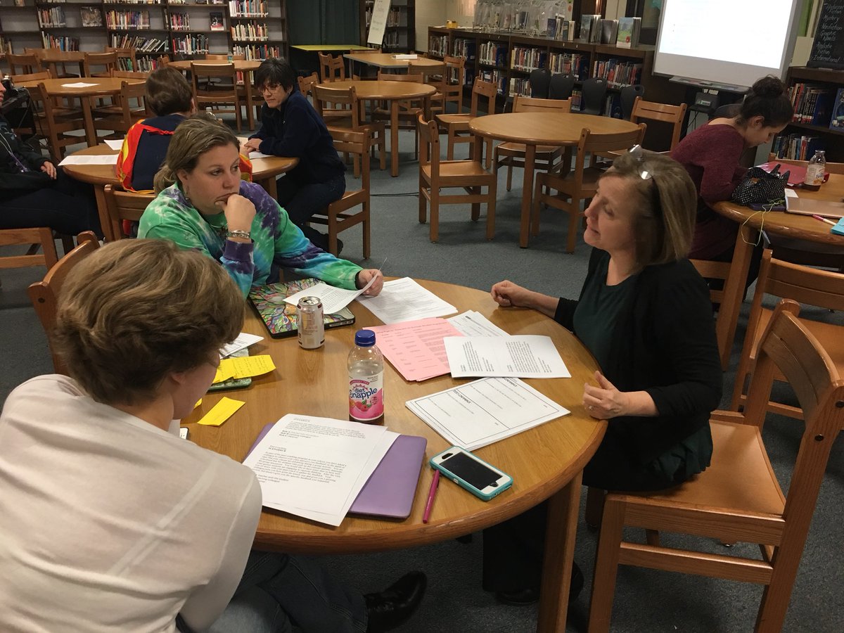 laura_breeding's tweet photo. Ts coaching each other to improve listening, questioning, and feedback during peer collaboration @LockermanMS #mdpeercoach https://t.co/nkzL33WQFz