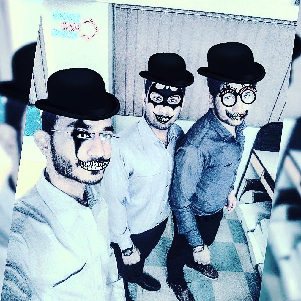 It's more amazing when best buddies are with me #helloween😈👹 #bhaibhai😎 #LookfortheCrook😉