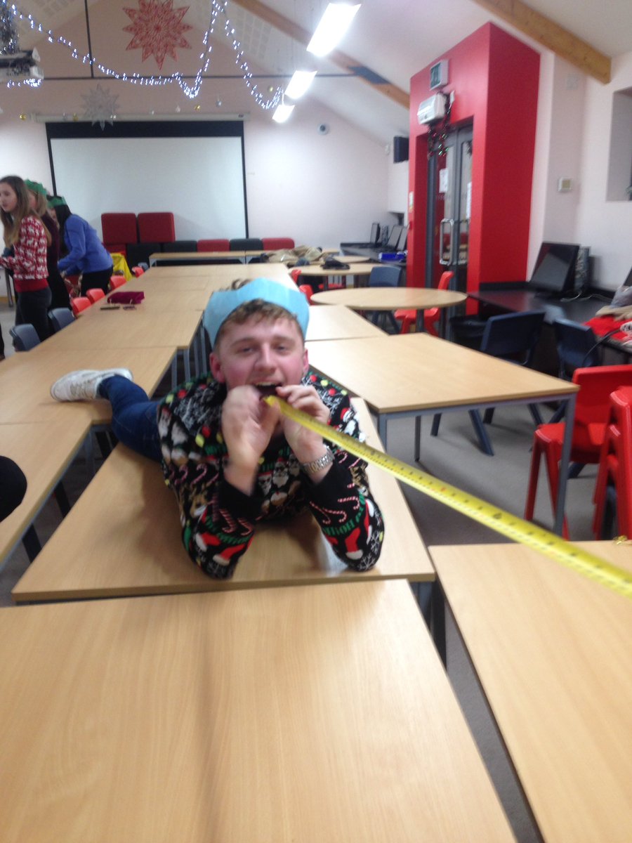 Kingdown6thForm tweet media