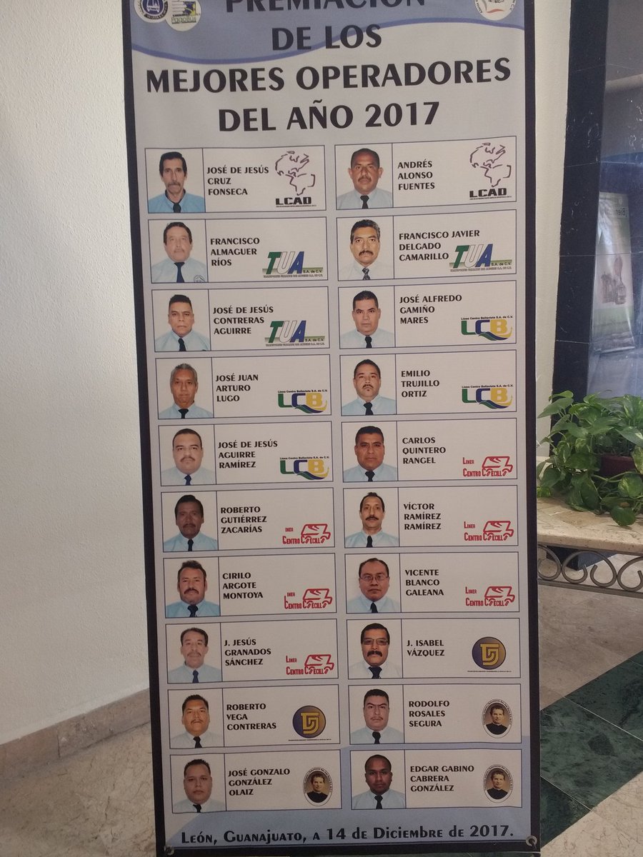LeslieAgui2's tweet photo. El Sistema Integrado de Transporte premia a los mejores operadores del 2017 @ELPODERNOTICIAS @PagoBus https://t.co/SoUdfujR8O