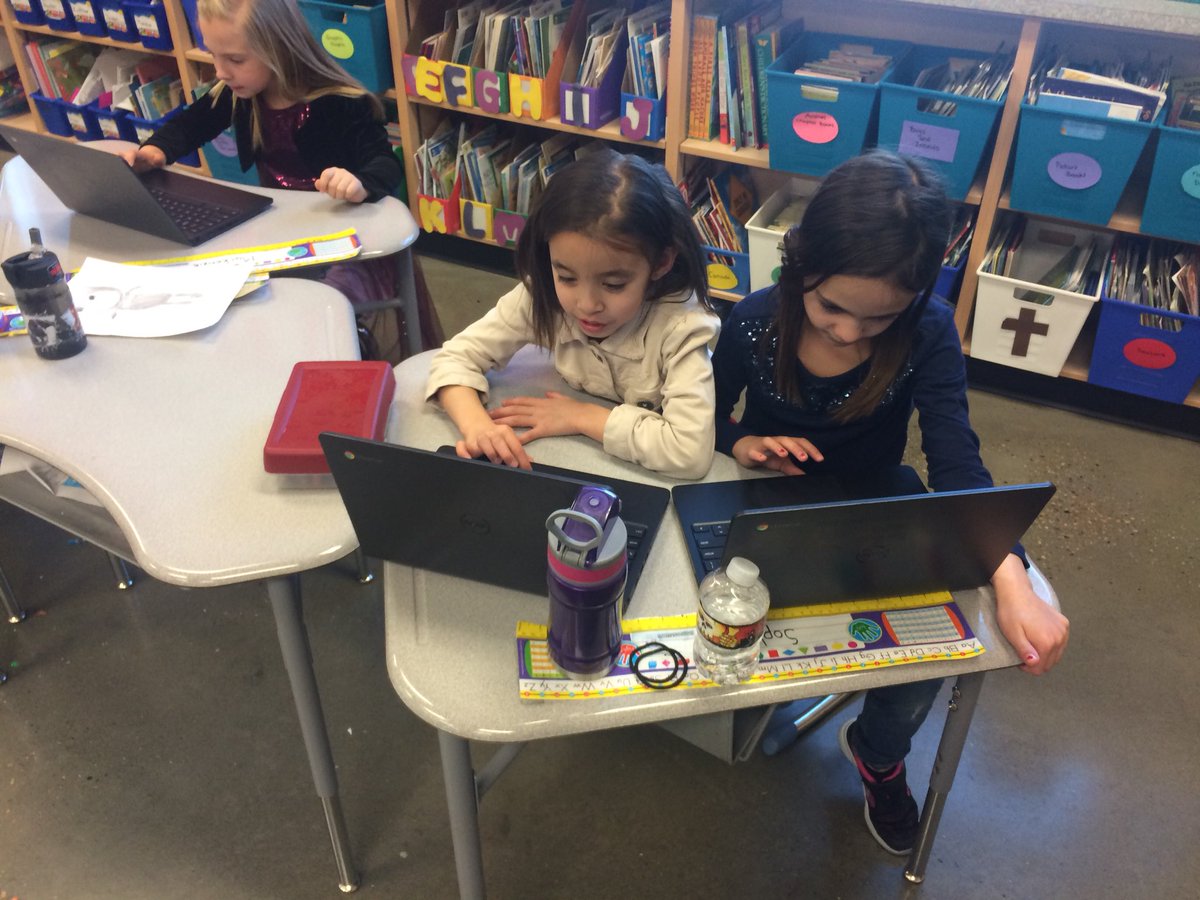 eva_r26's tweet photo. Grade 2s doing research on the chrome books about Nunavut. https://t.co/VLEF33PXZL